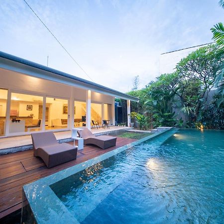 Villa Rainbow Sanur Extérieur photo
